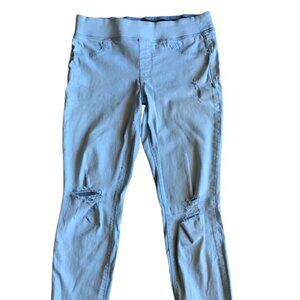 Old Navy Rockstar Distressed Pull-On Jeggings Size 12 Light Blue | Pre-owned